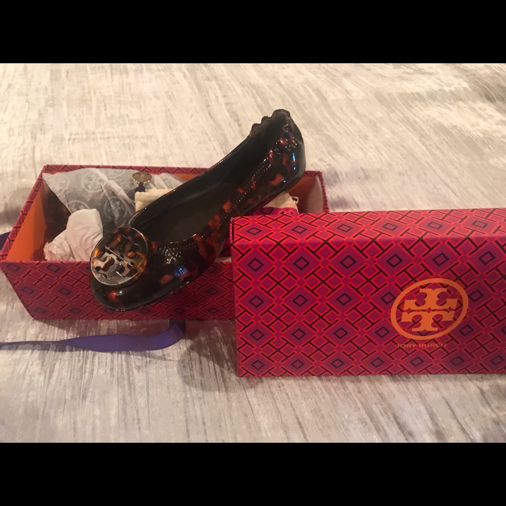 Tory Burch flats